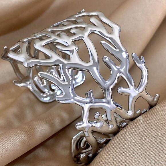 Silver or Gold  Women's Beach Vibes Wide Bracelet - Picture 9 of 13